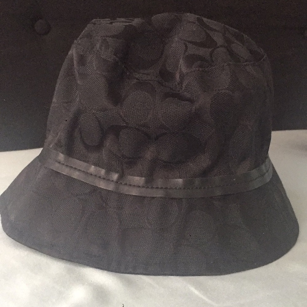 Coach bucket hat